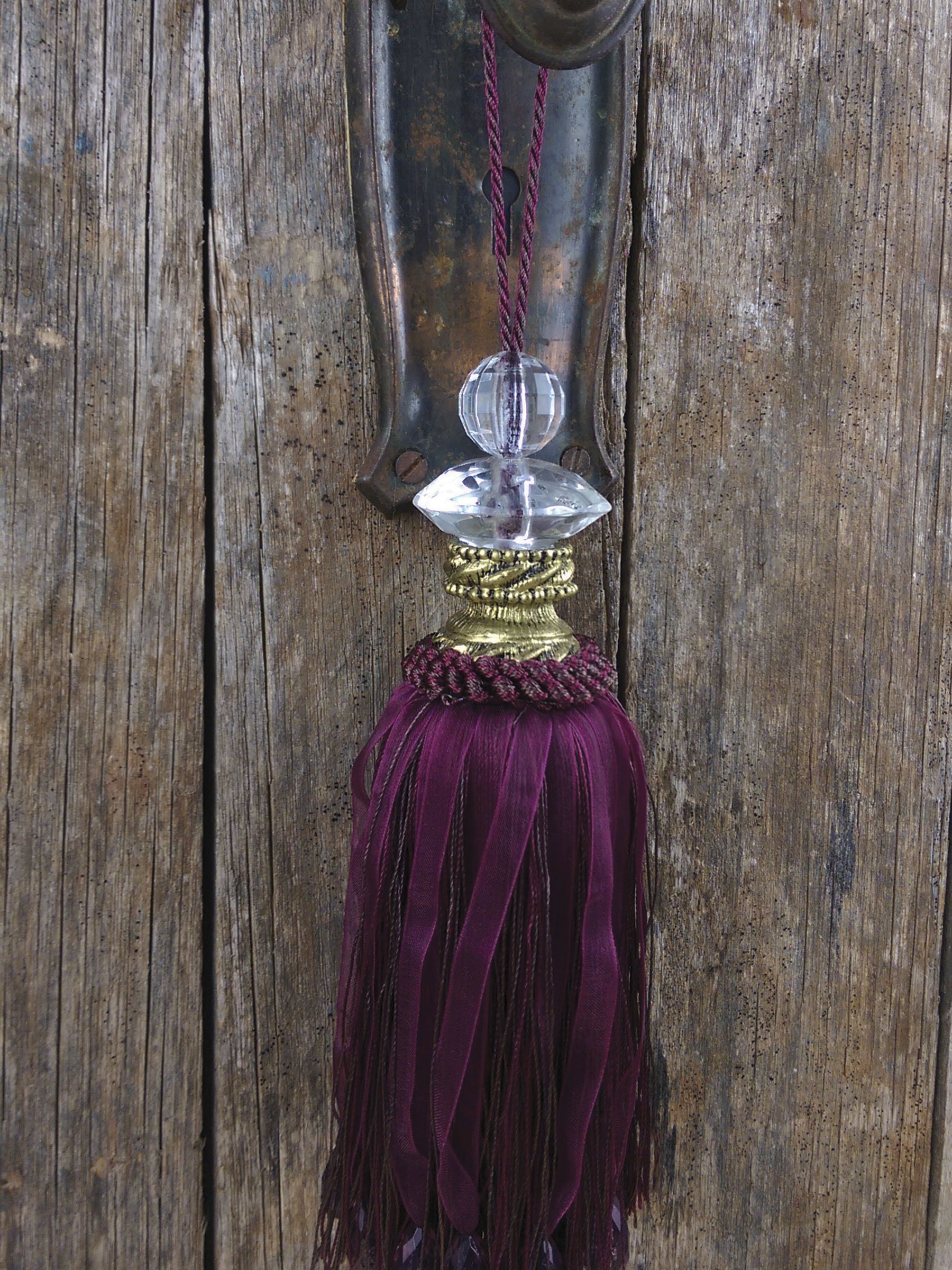 Tassel with Double Faceted Glass Top - Red Wine 20cm