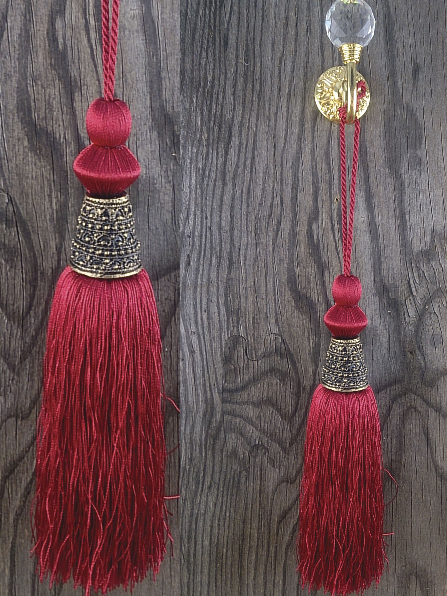 Tassel with Gold Top - Red 22cm